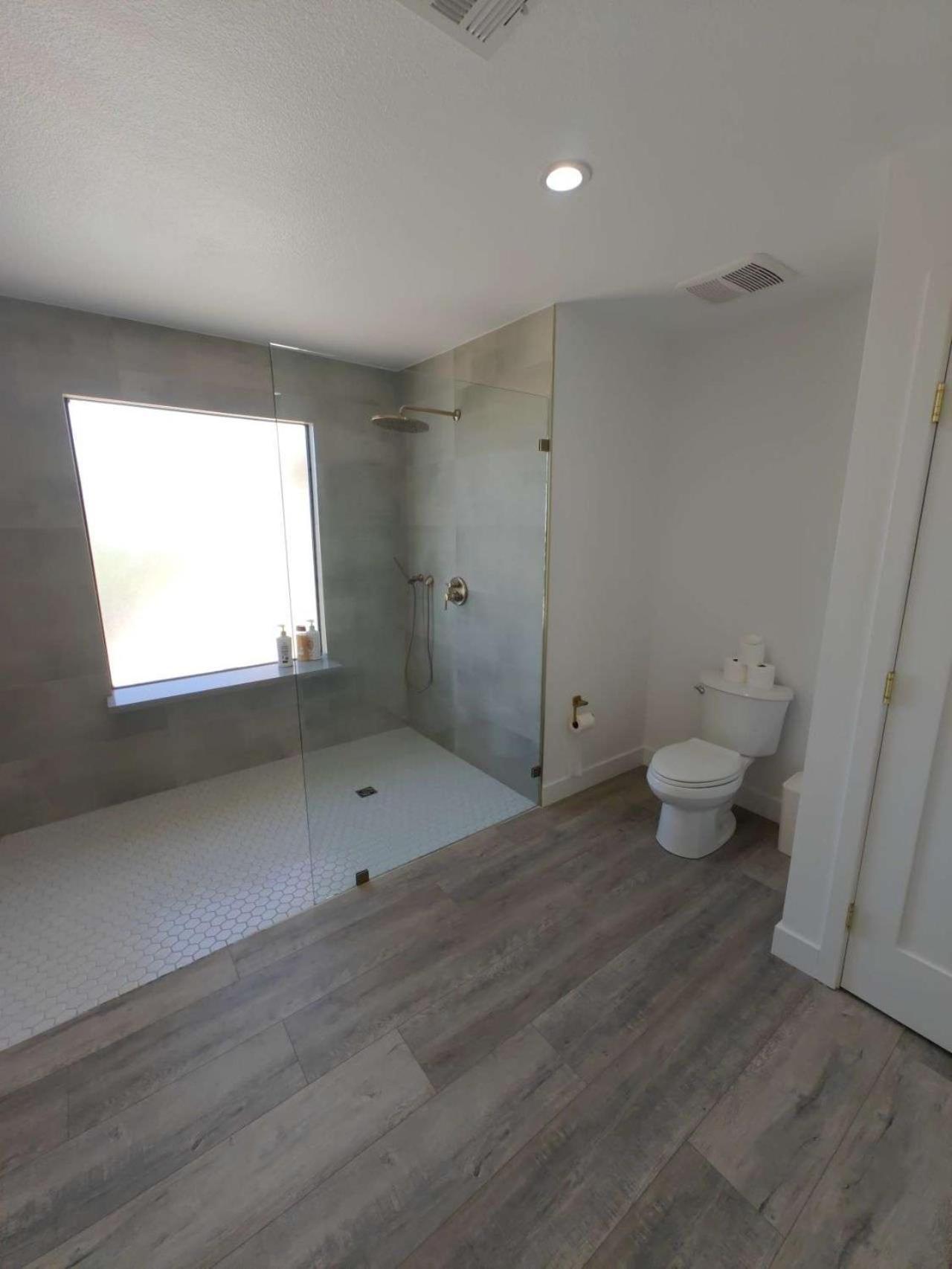 The Strip Is Just Around The Corner! Newly Renovated Luxury Modern Minimalist Villa With Large Pool! Las Vegas Bagian luar foto